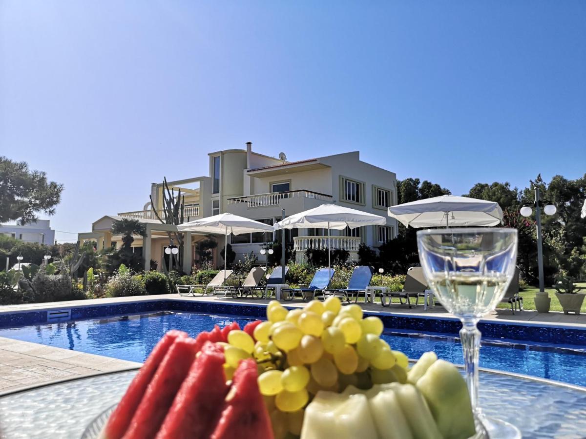 Louis Luxury Villa By Living In Blue Koskinou  Exteriér fotografie