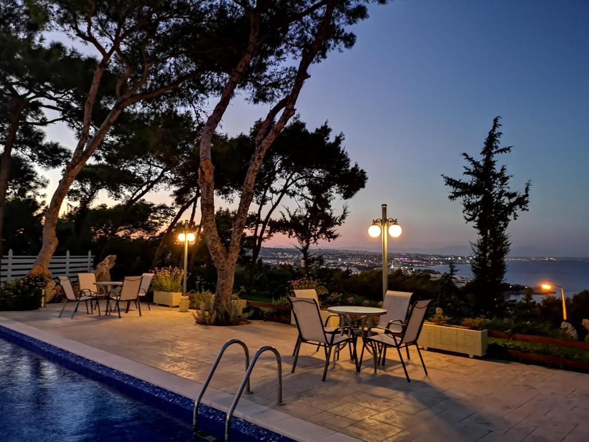 Louis Luxury Villa By Living In Blue Koskinou  Exteriér fotografie
